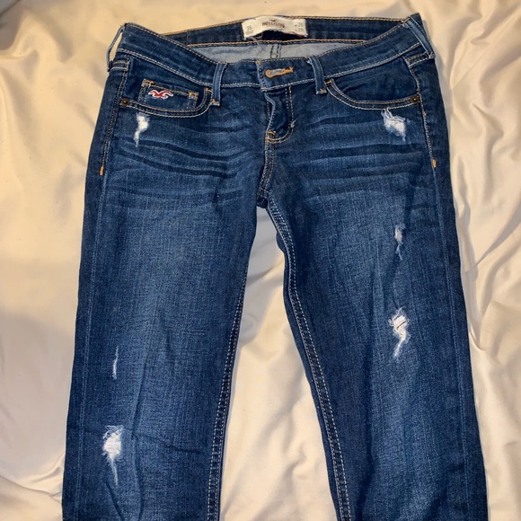distressed skinny jeans - Picture 1 of 3